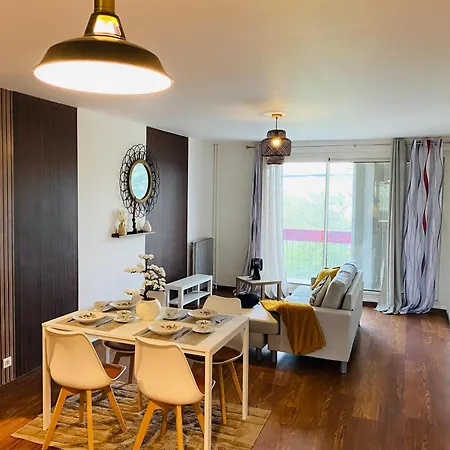 Rum i privatbostad Sadam Nest - 2 *